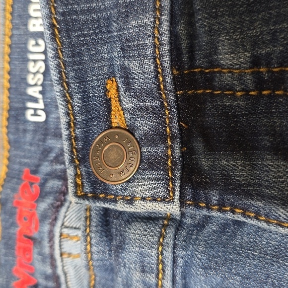 Wrangler | Jeans | Boys | Denim | Size: 16Reg | Classic Boot | Great Condition - Picture 6 of 7